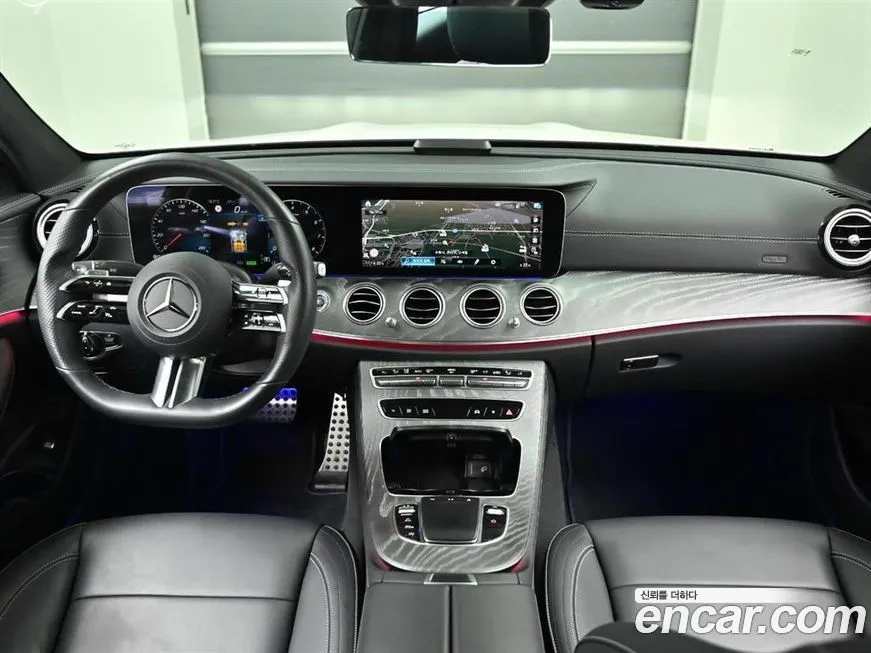 Mercedes-Benz E-Class — фото 10