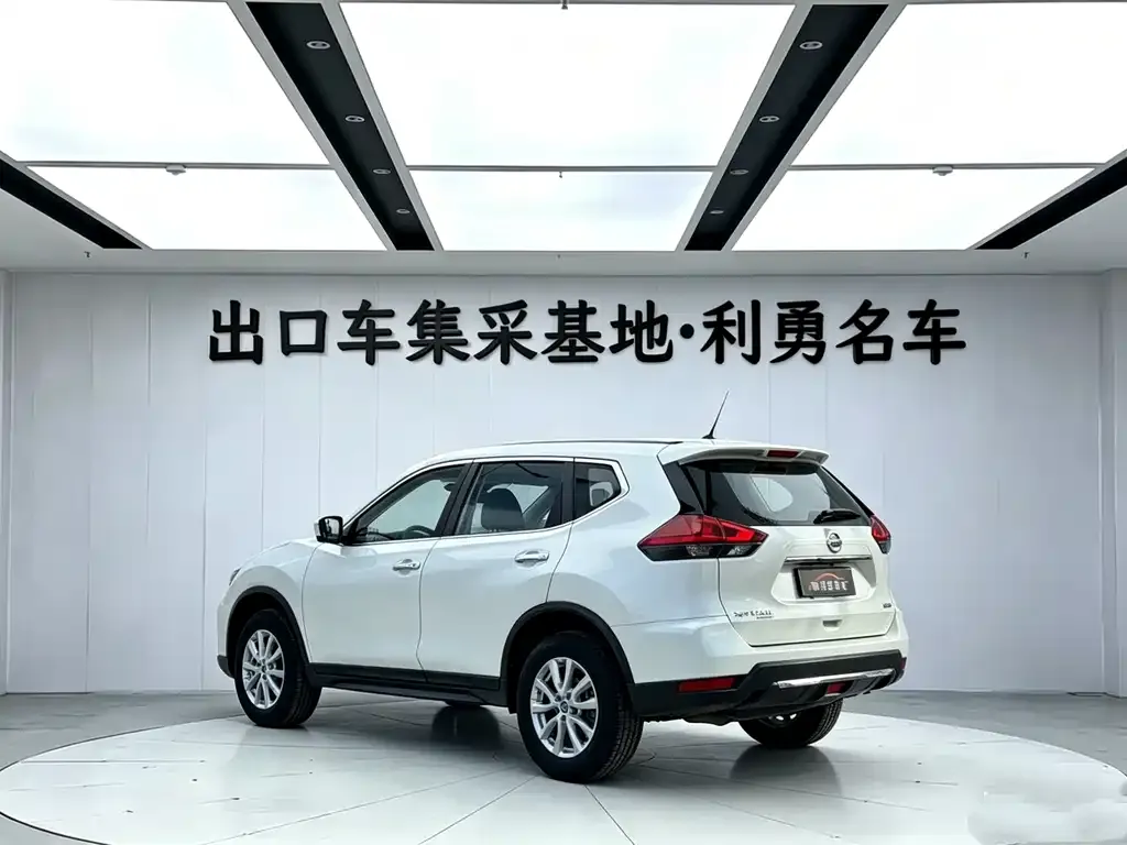 Nissan X-Trail — фото 3
