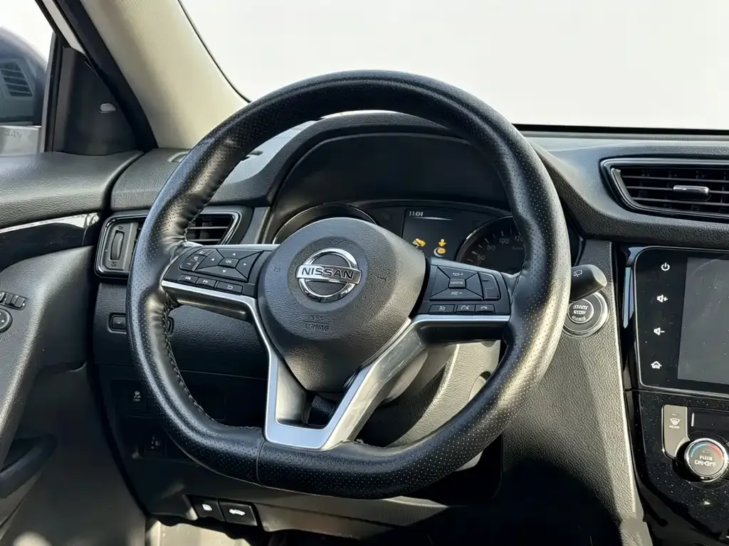 Nissan X-Trail — фото 9