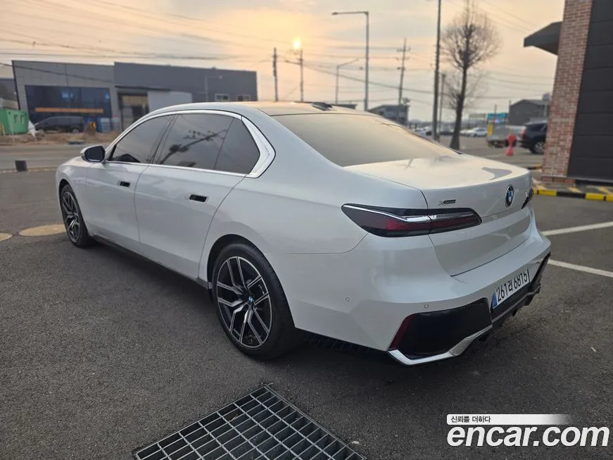 BMW 7-Series 2024 из KR, фото 8