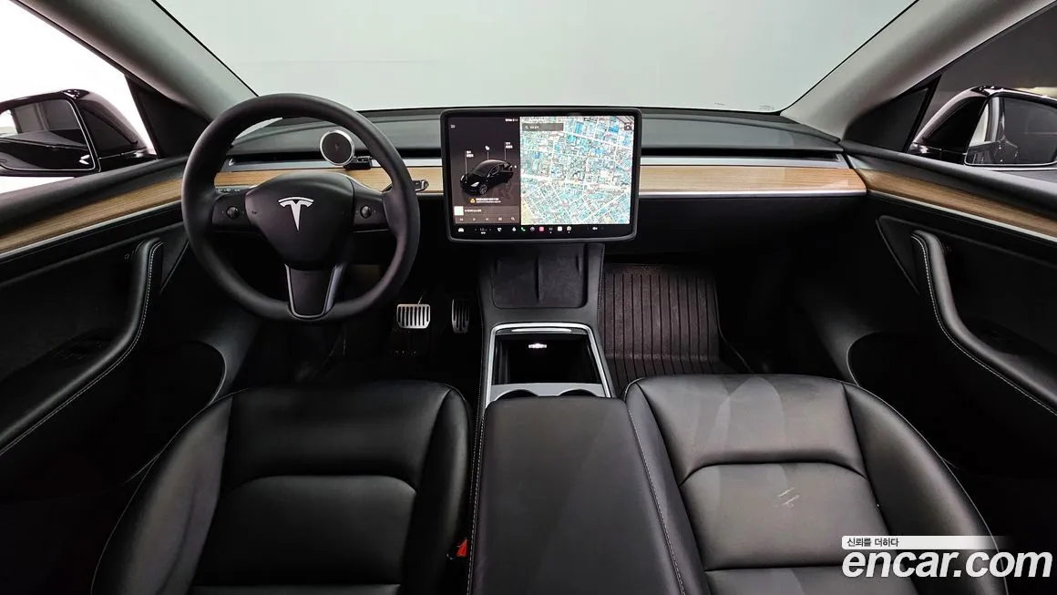 Tesla Model Y — фото 6