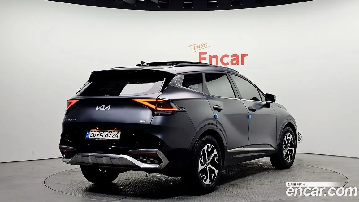 Kia Sportage — фото 10