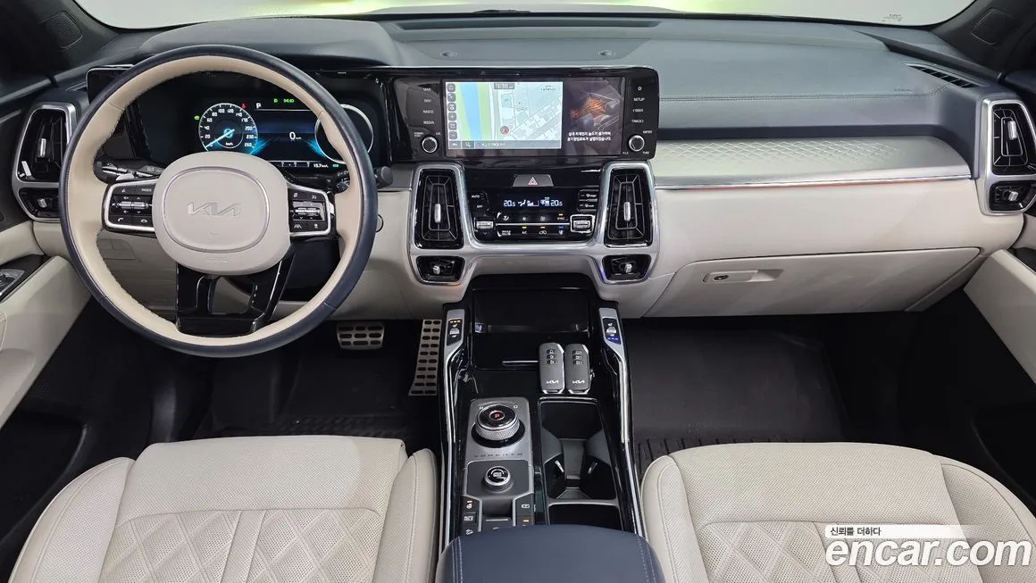 Kia Sorento — фото 10