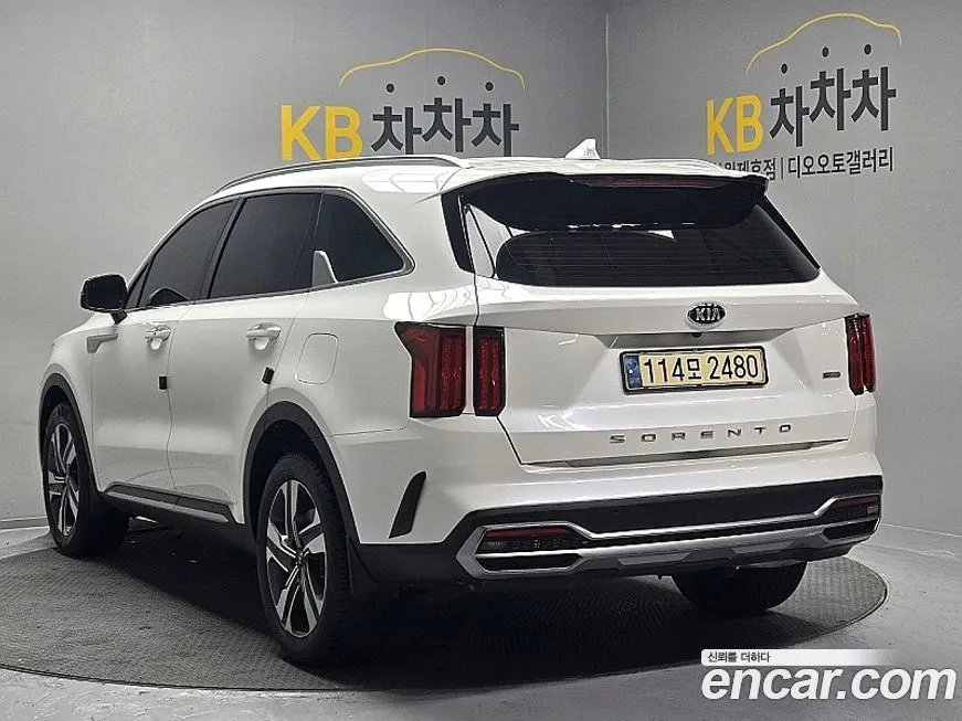 Kia Sorento — фото 5