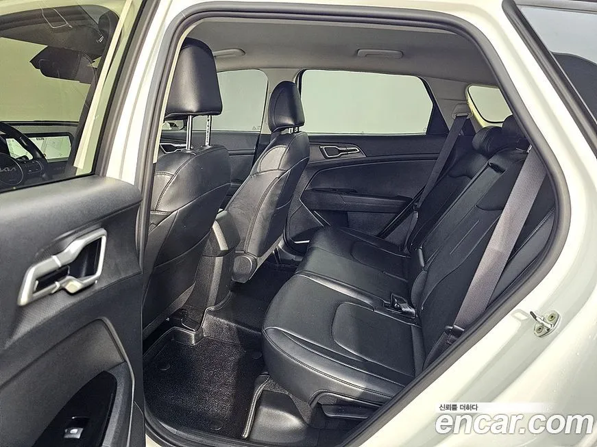 Kia Sportage — фото 10