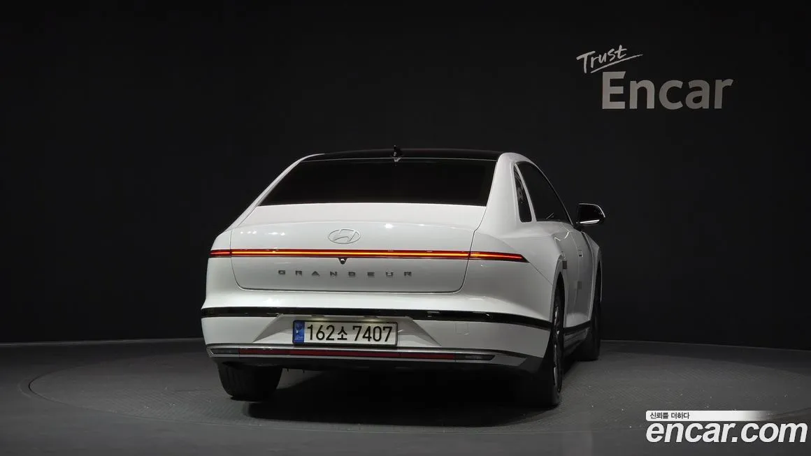 Hyundai Grandeur 2023 из KR, фото 3