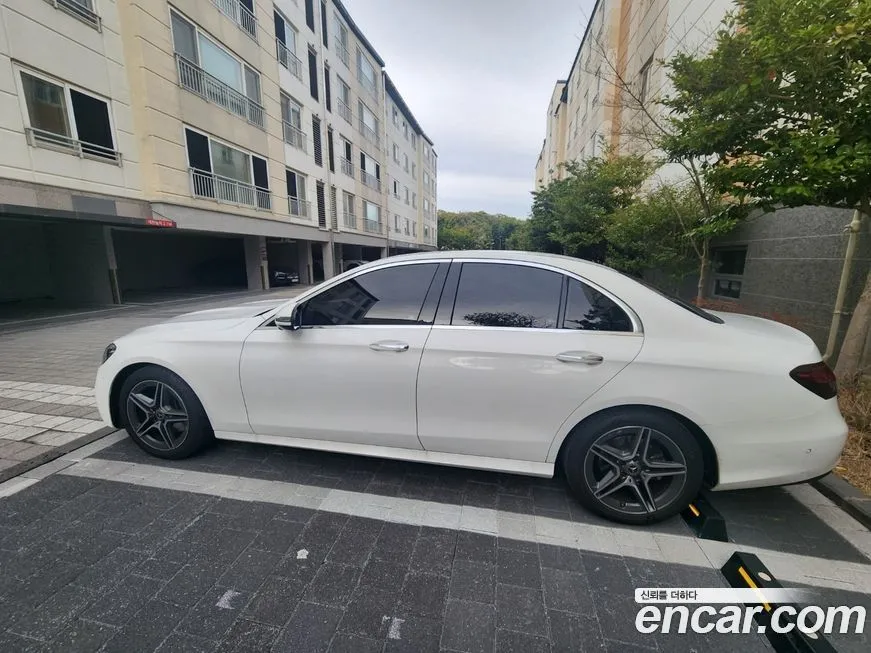 Mercedes-Benz E-Class 2023 из KR, фото 7