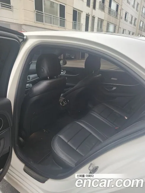 Mercedes-Benz E-Class 2023 из KR, фото 3