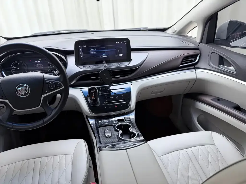 Buick GL8 2022 из CN, фото 9