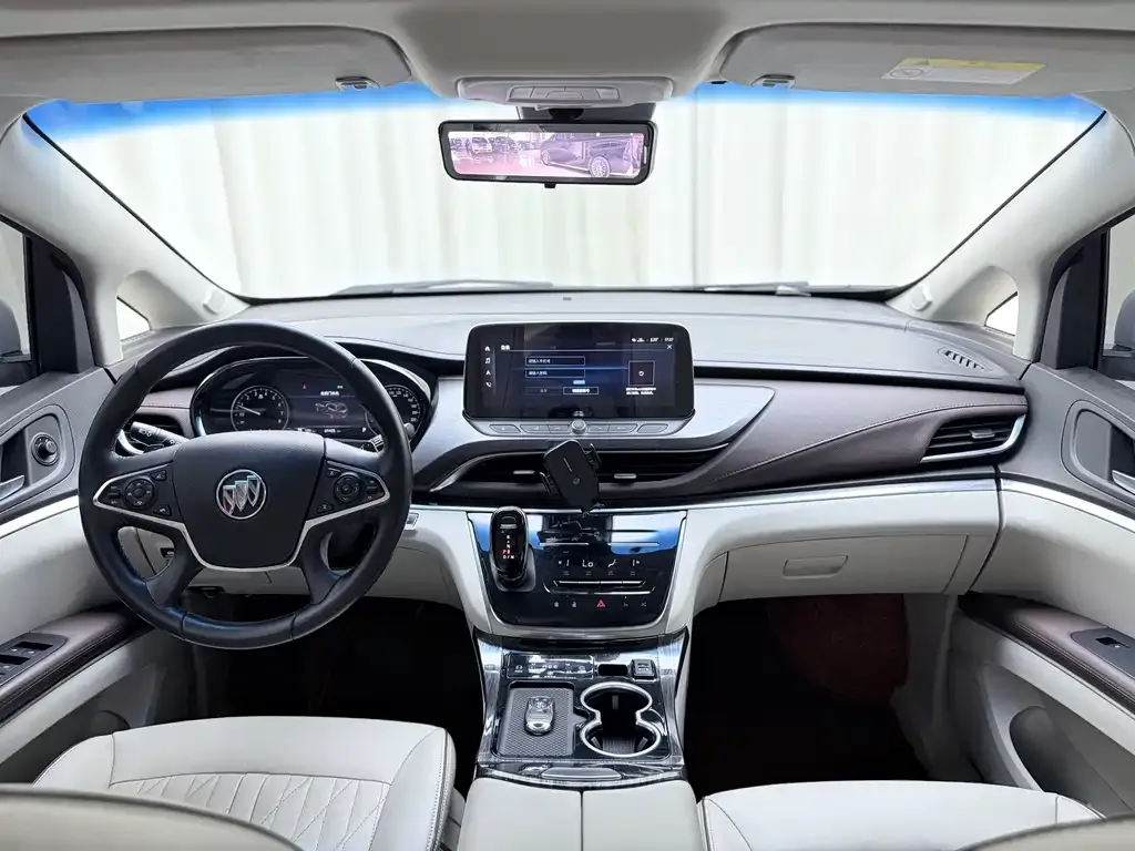 Buick GL8 2022 из CN, фото 3
