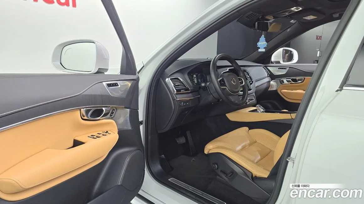 Volvo XC90 2022 из KR, фото 8