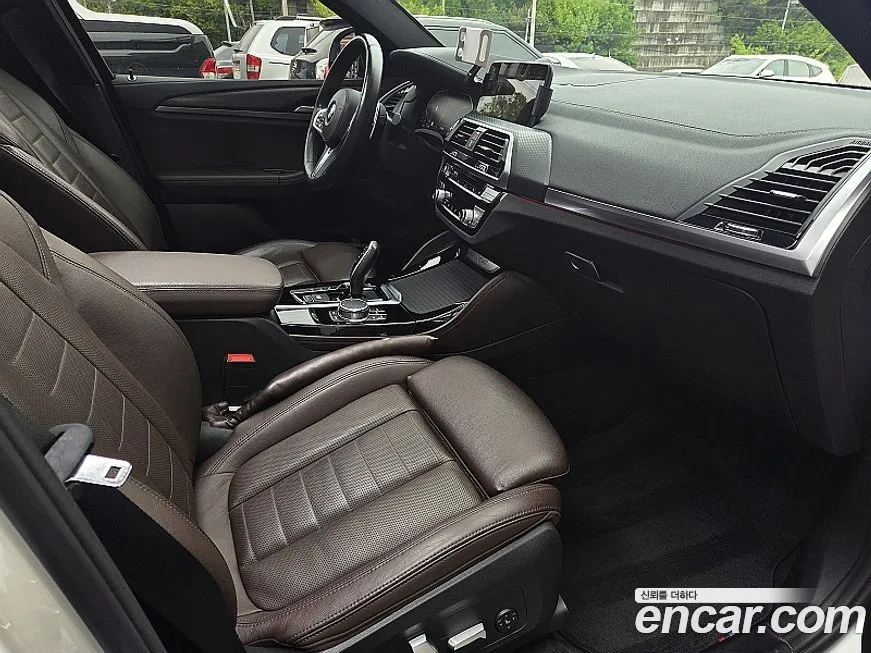BMW X4 2021 из KR, фото 8