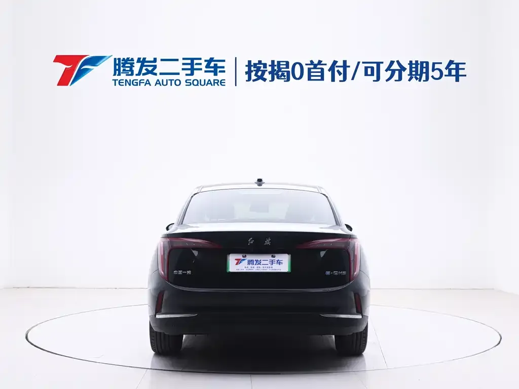 Hongqi E-QM5 — фото 9