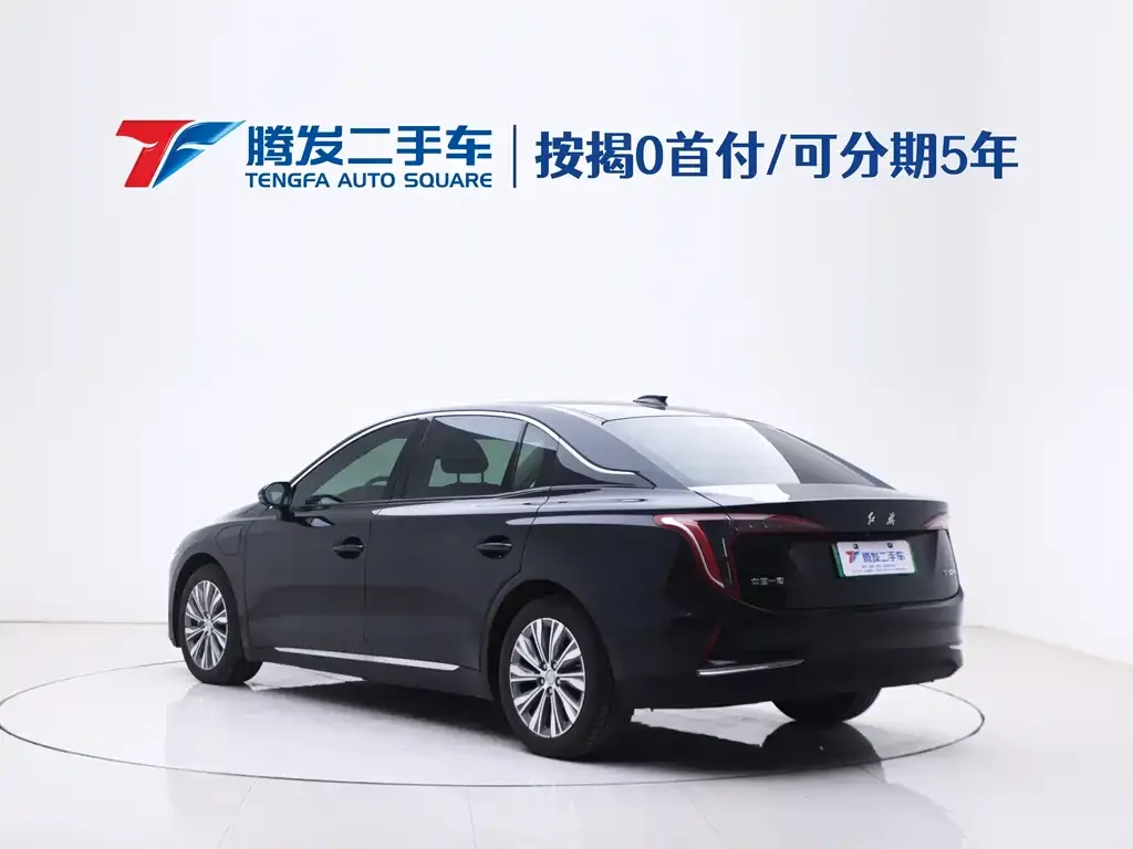 Hongqi E-QM5 — фото 7