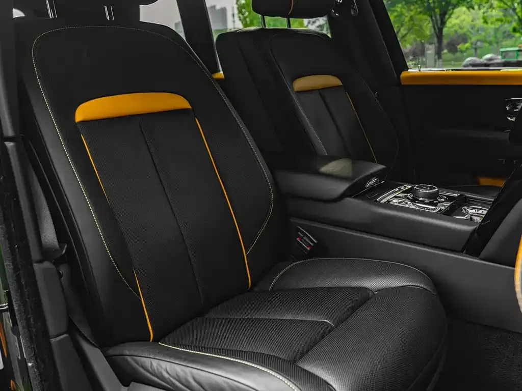 Rolls-Royce Cullinan 2021 из CN, фото 7