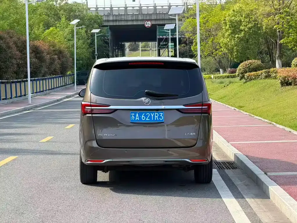 Buick GL8 2022 из CN, фото 8