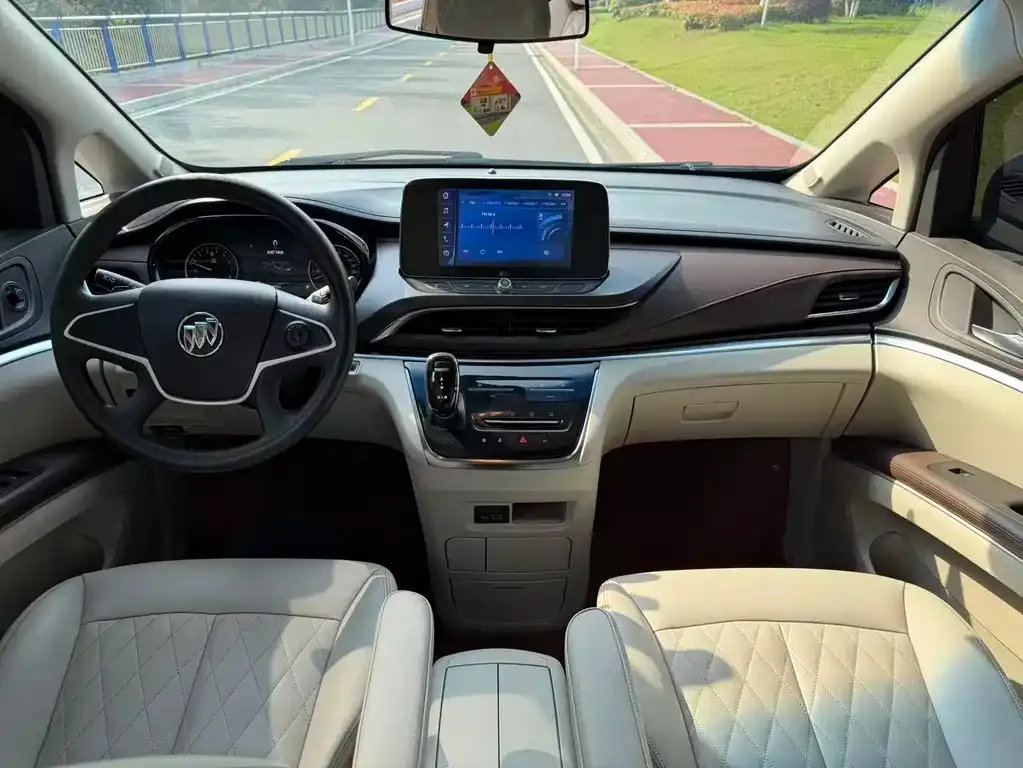 Buick GL8 2022 из CN, фото 4