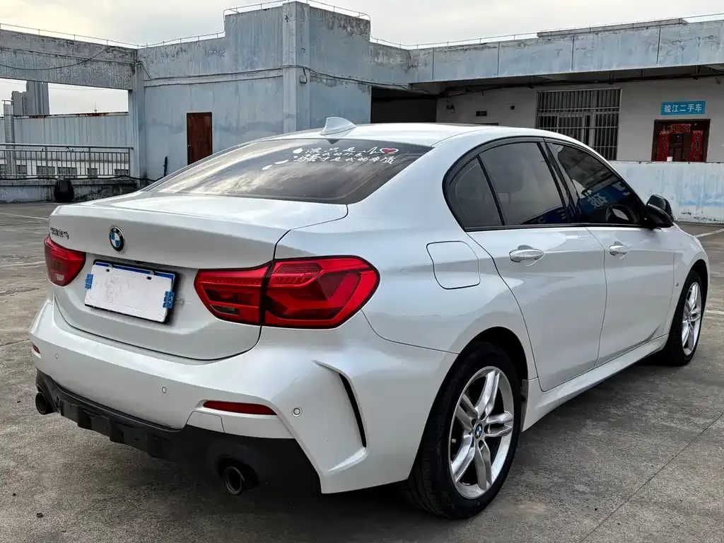 BMW 1 Series 2021 из CN, фото 6