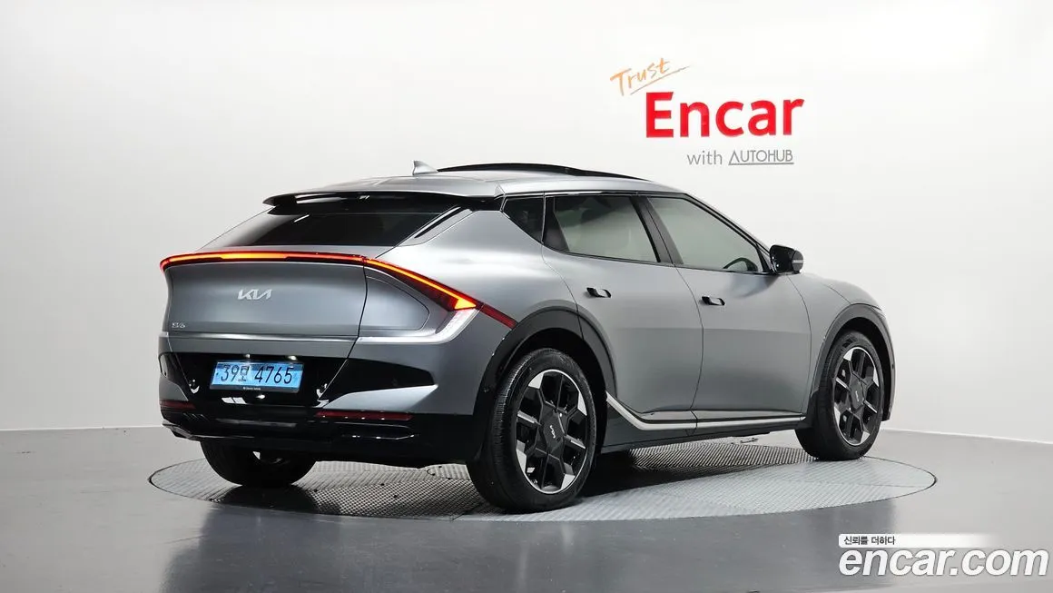 Kia EV6 — фото 10