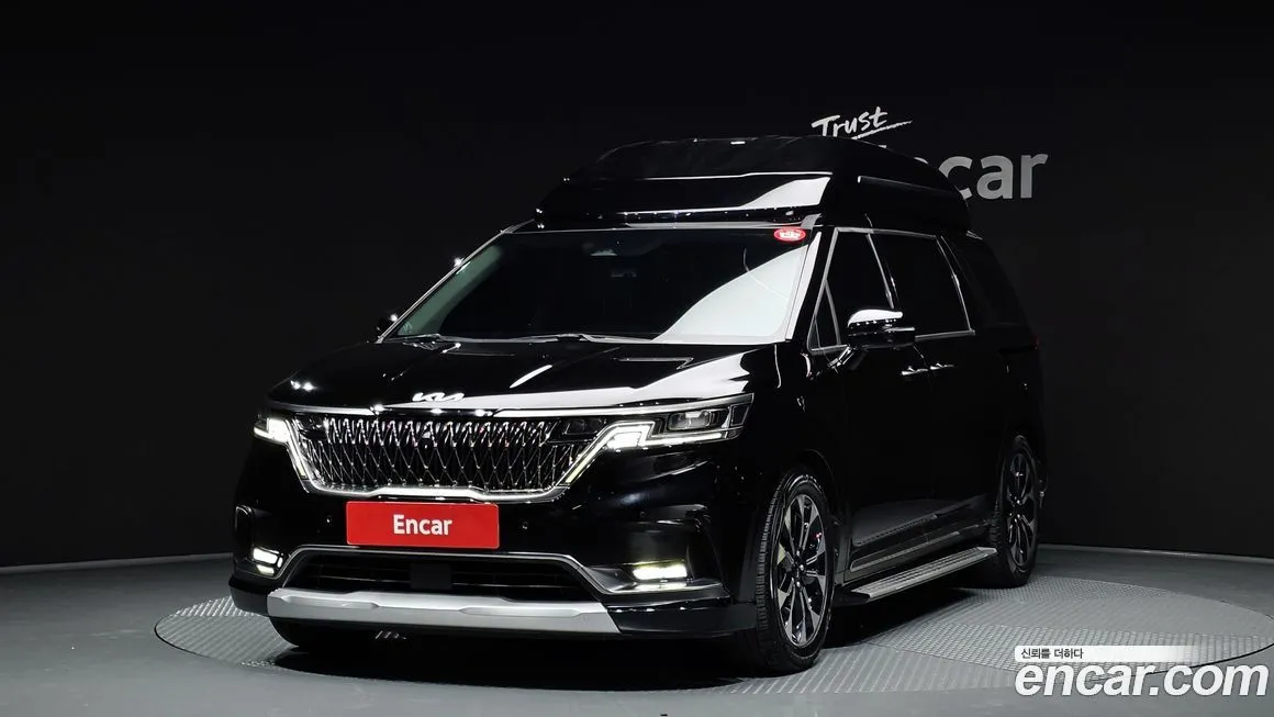 Kia Carnival — фото 1