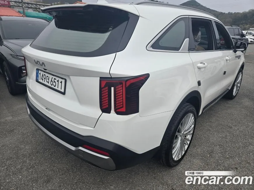 Kia Sorento — фото 3