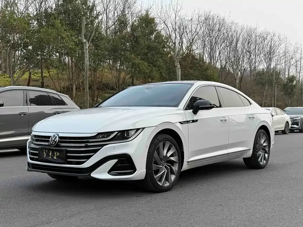 Volkswagen CC 2022 из CN, фото 1