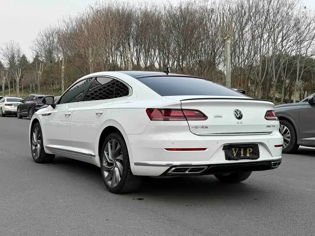 Volkswagen CC 2022 из CN, фото 9