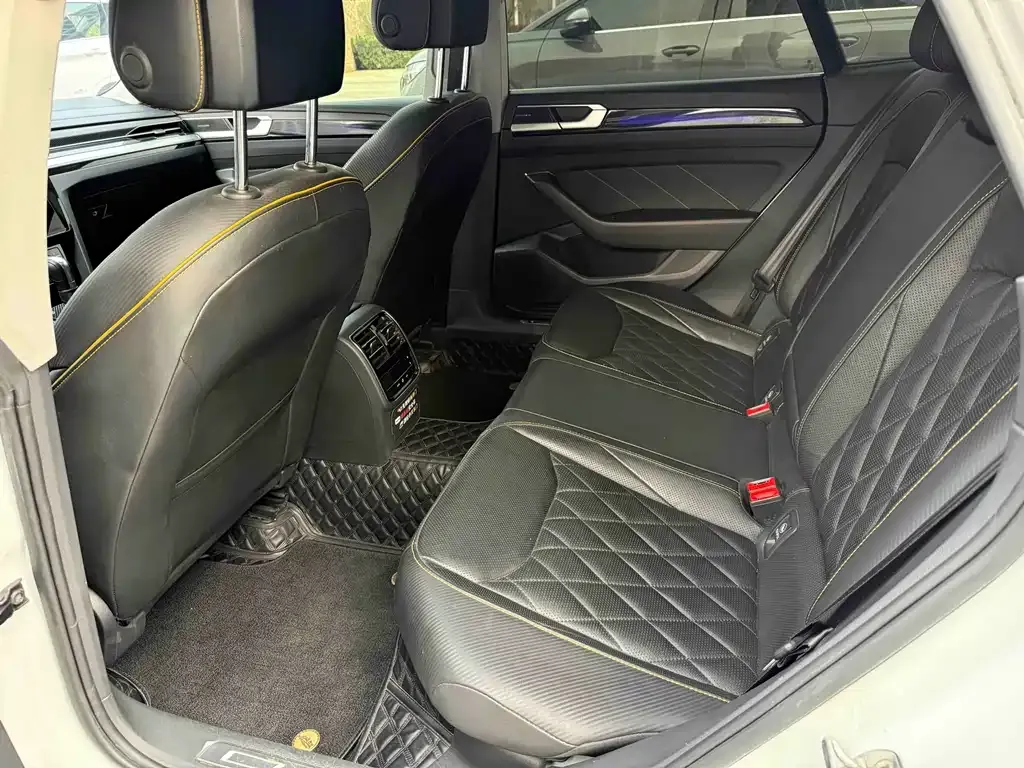 Volkswagen CC 2022 из CN, фото 6
