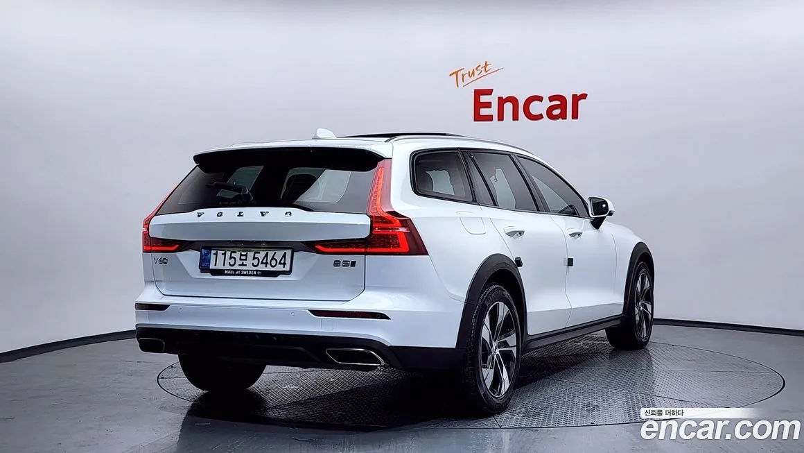 Volvo V60 2021 из KR, фото 10