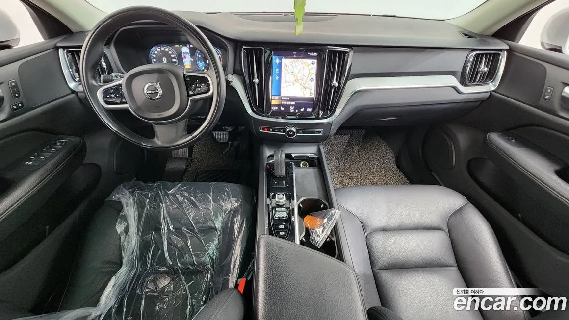 Volvo V60 2021 из KR, фото 9