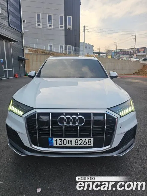 Audi Q7 — фото 5