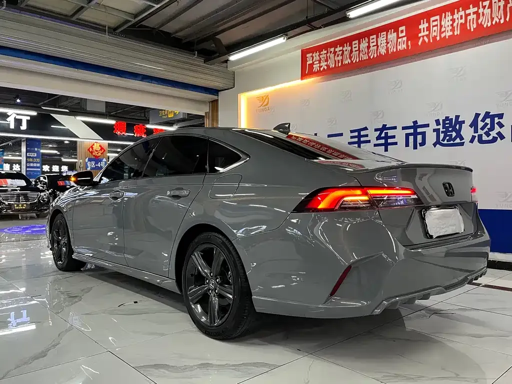 Honda Inspire 2023 из CN, фото 8
