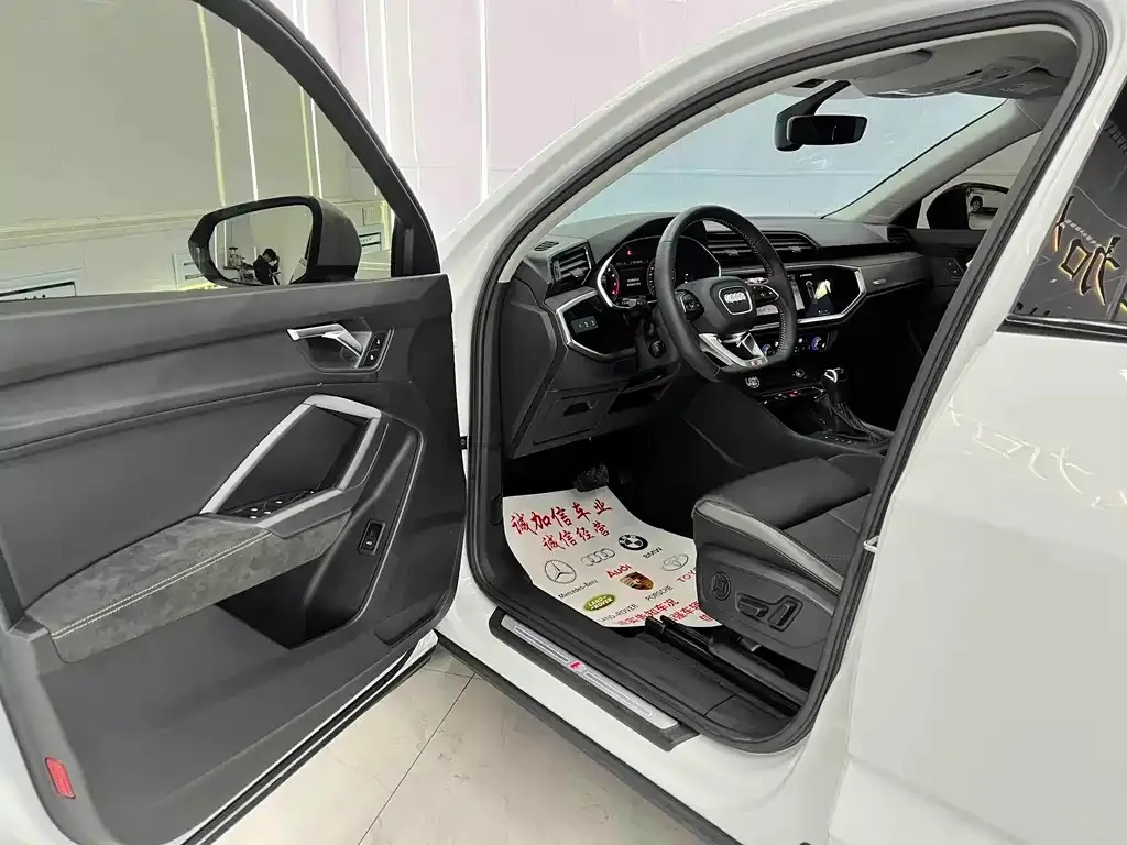 Audi Q3 Sportback 2022 из CN, фото 10