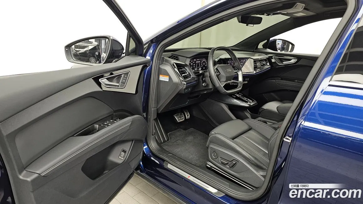 Audi Q4 e-tron 2023 из KR, фото 9