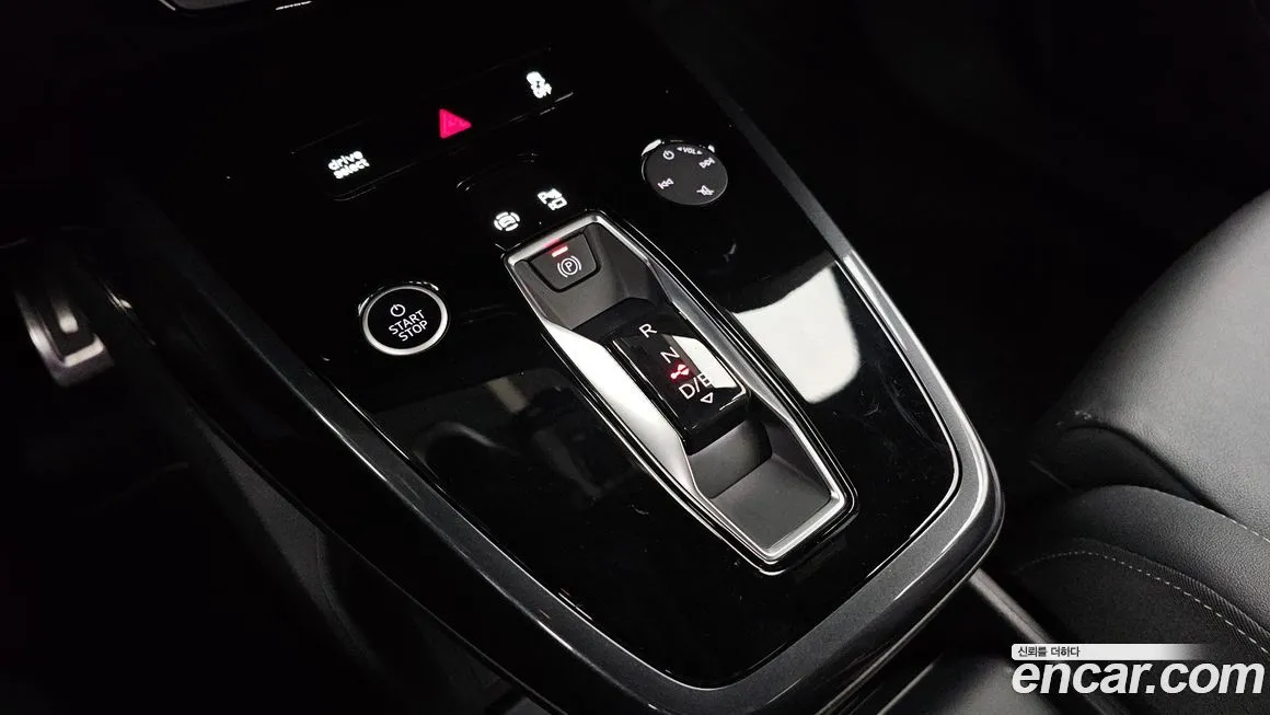 Audi Q4 e-tron 2023 из KR, фото 2