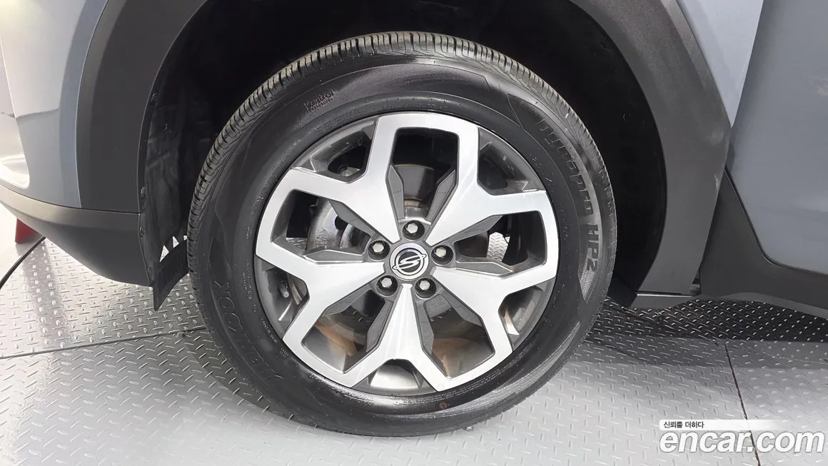 KG Mobility (Ssangyong) Torres 2023 из KR, фото 4