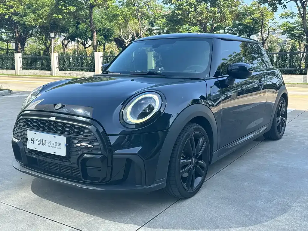 MINI Cooper (3-door) — фото 1