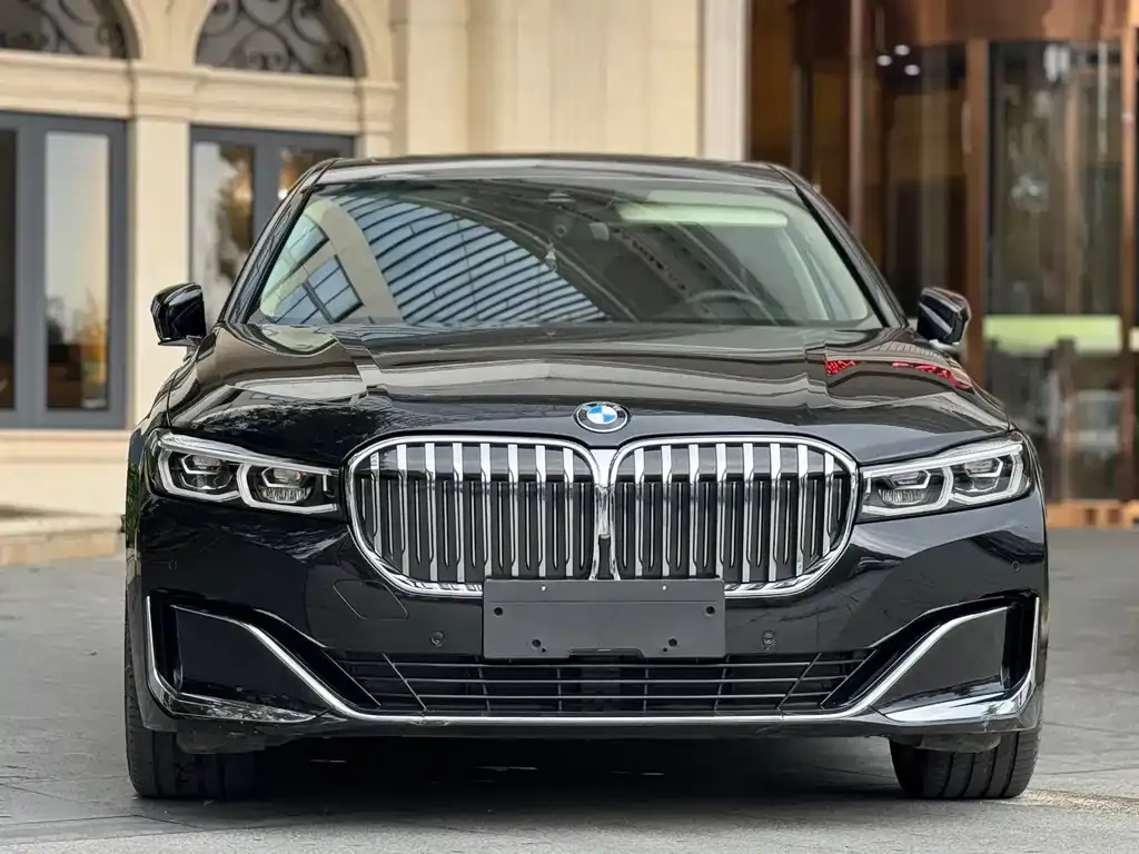 BMW 7 Series 2022 из CN, фото 4