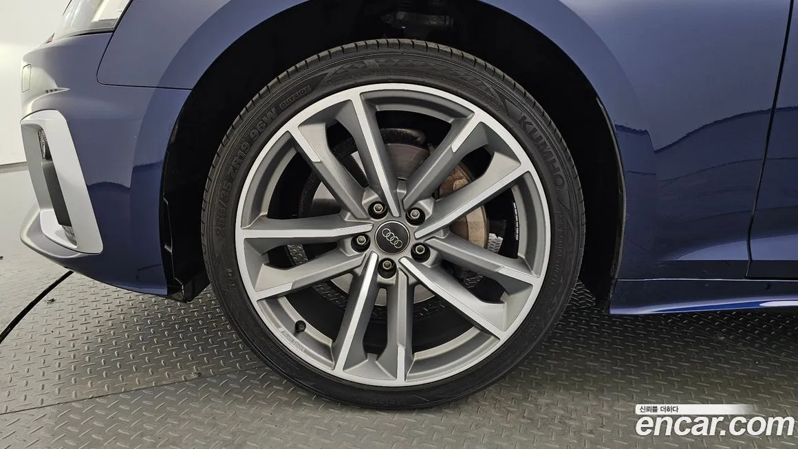 Audi A5 2021 из KR, фото 4