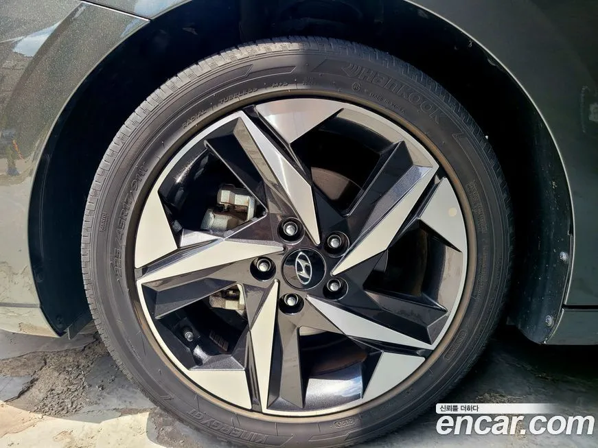Hyundai AVANTE — фото 4
