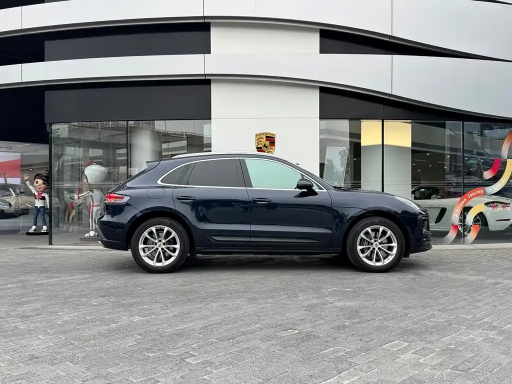 Porsche Macan — фото 5