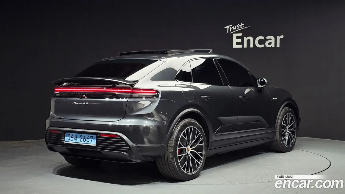 Porsche Macan 2025 из KR, фото 5