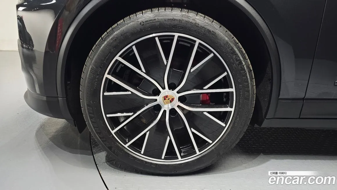 Porsche Macan 2025 из KR, фото 6