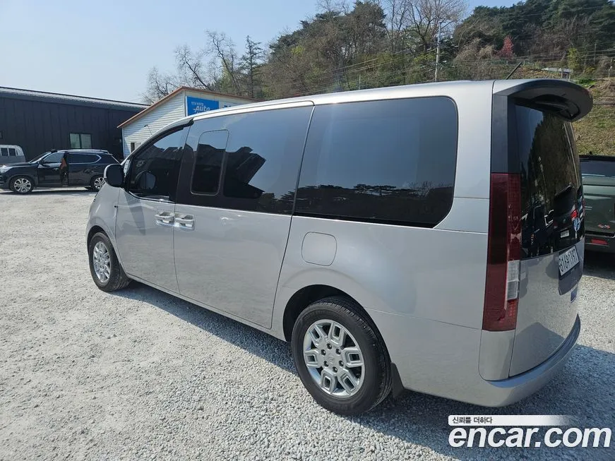 Hyundai Staria — фото 4
