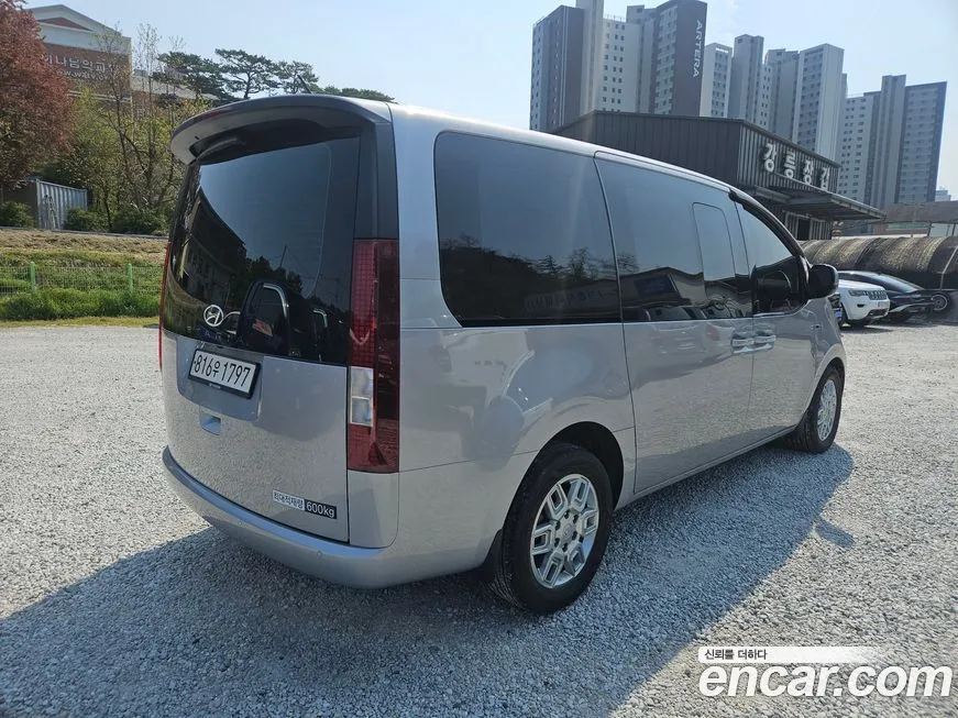 Hyundai Staria — фото 9