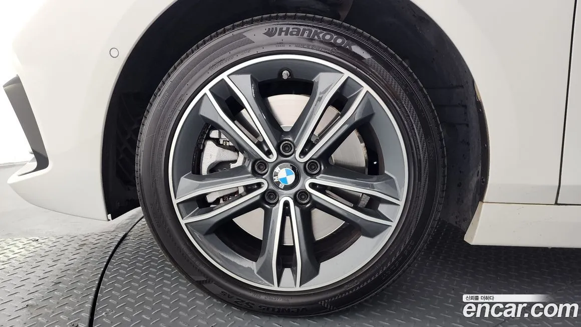 BMW 1-Series 2024 из KR, фото 4