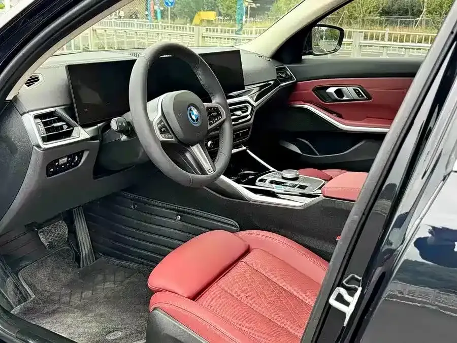 BMW i3 2024 из CN, фото 9