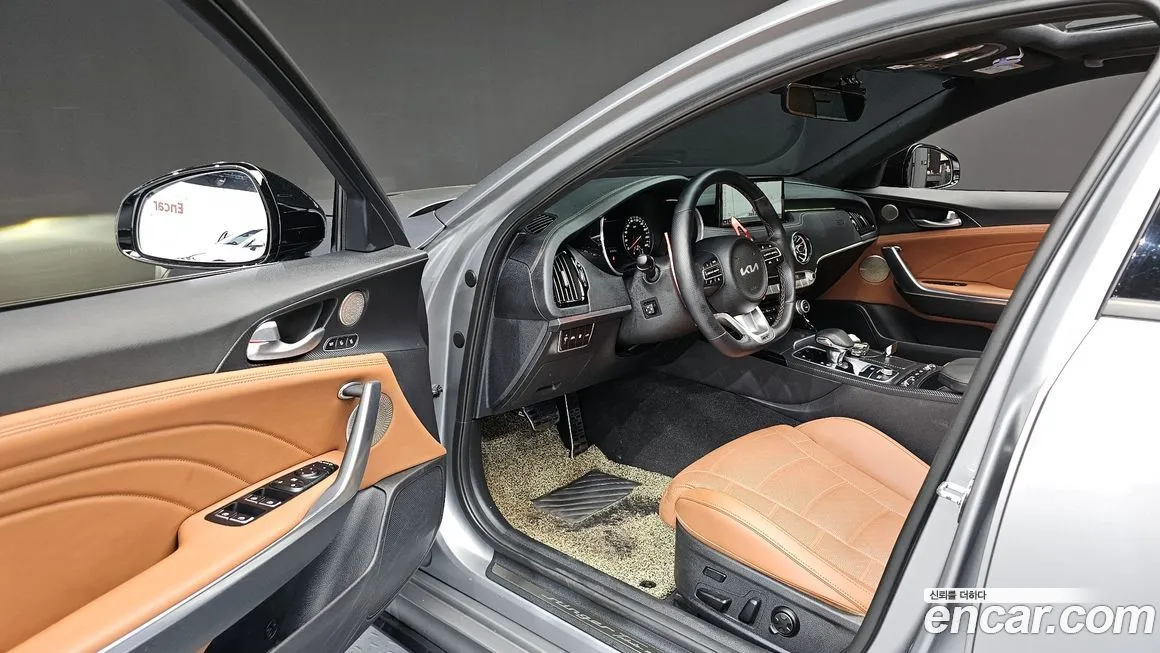 Kia Stinger 2023 из KR, фото 8