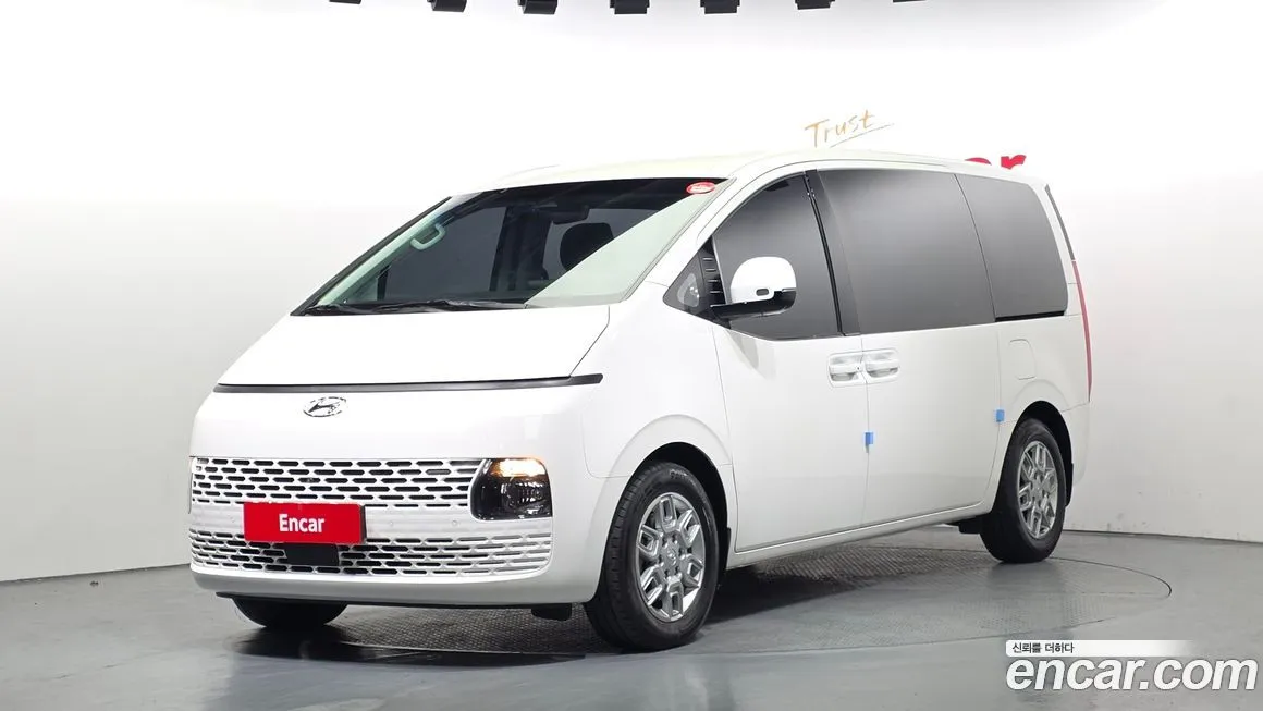 Hyundai Staria 2022 из KR, фото 1