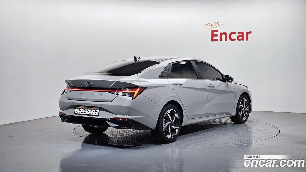 Hyundai AVANTE 2023 из KR, фото 4